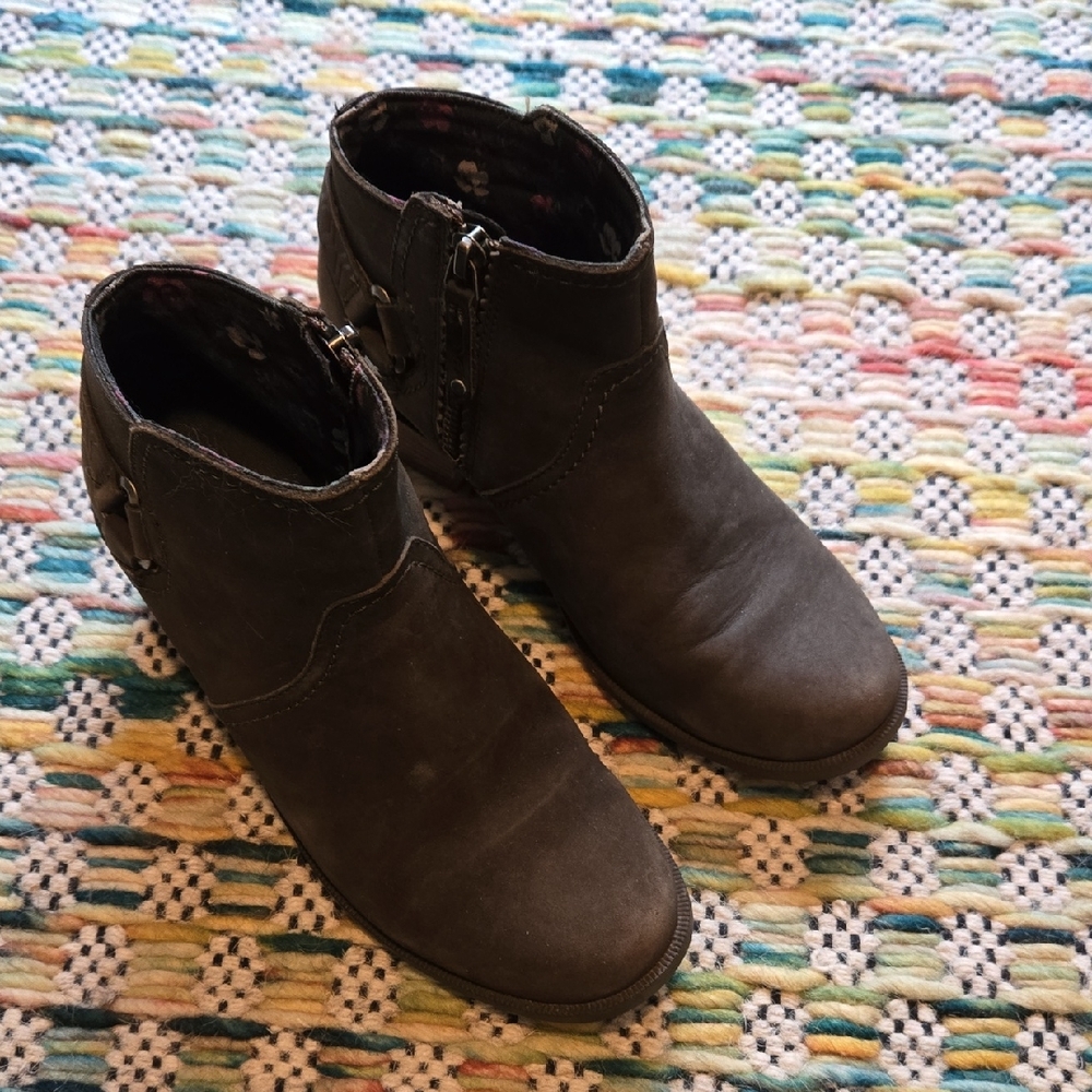 Teva Dark Gray Ankle Boots